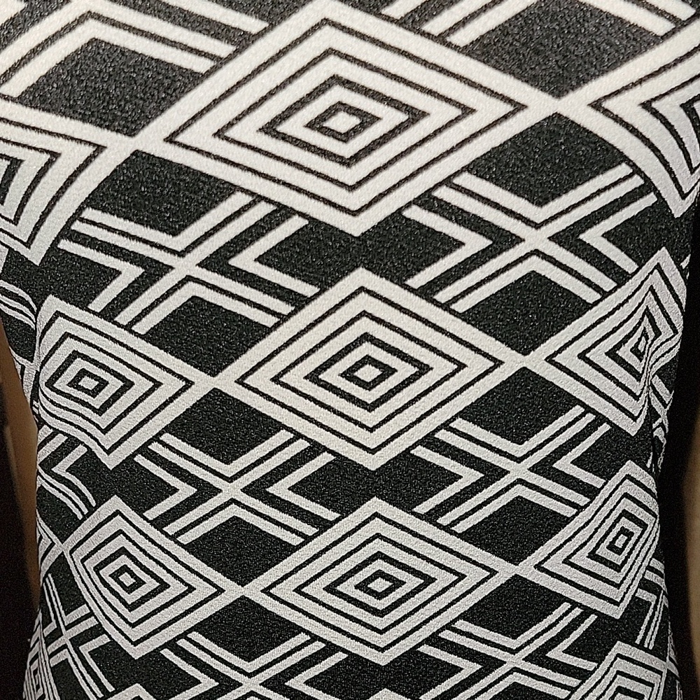 COPY - Jonathan Martin Short Slevved Dress Size Small - Picture 3 of 7